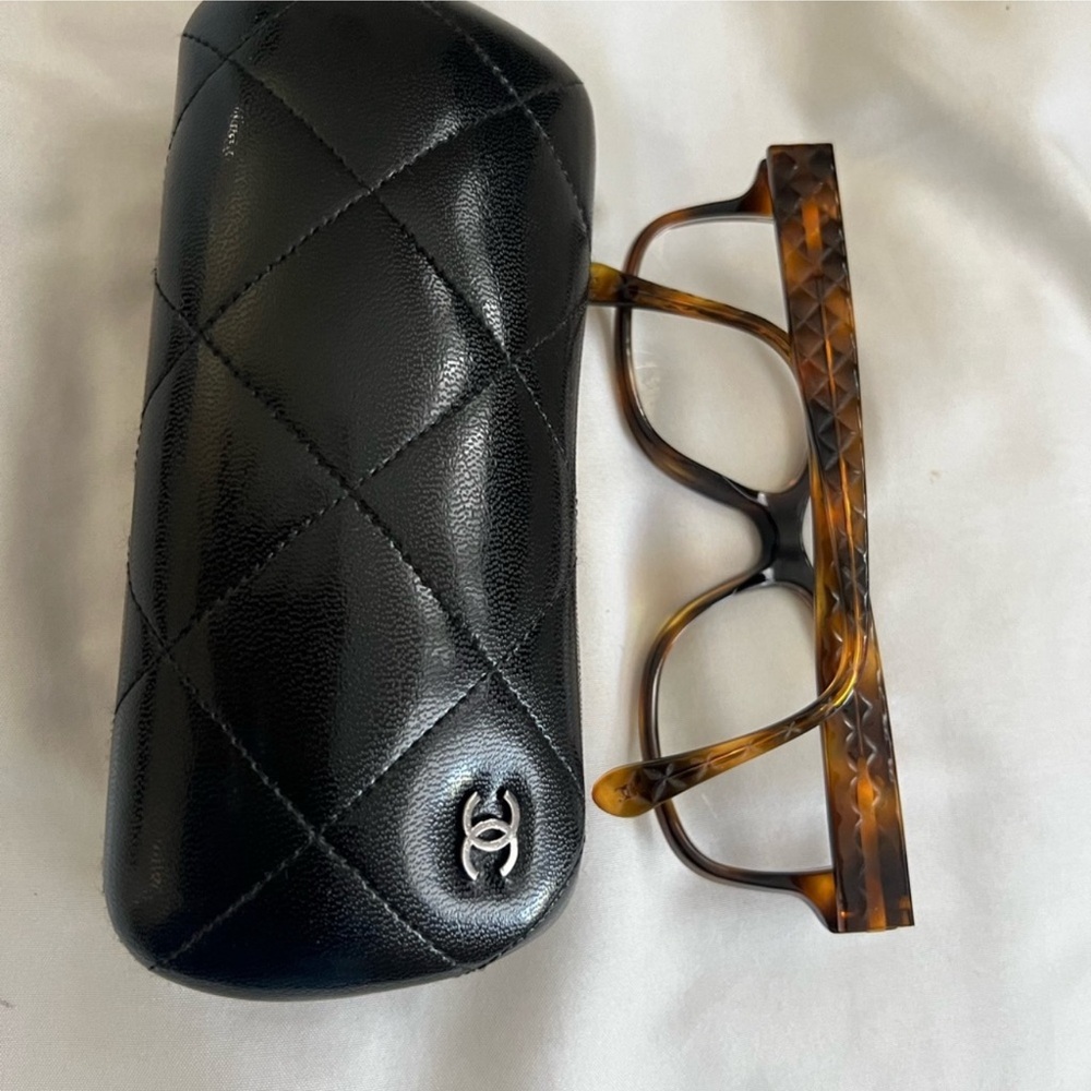 Chanel Black Glasses Case with Tortoise Shell Glasses